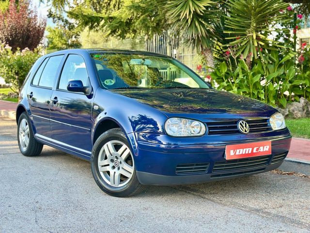 Volkswagen Golf 2003