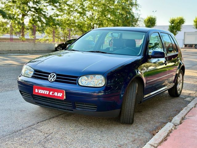 Volkswagen Golf 2003