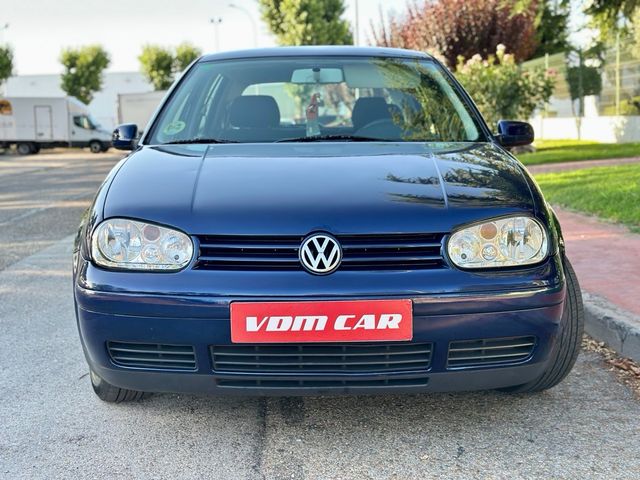 Volkswagen Golf 2003