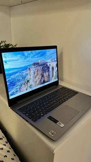 Portátil Lenovo IdeaPad 3 Gris