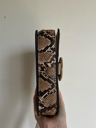 Borsetta a tracolla pitonata