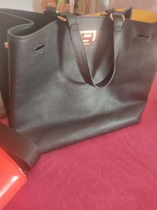 Lote 5 bolsos Guess beige, Cortefiel negro , porfv