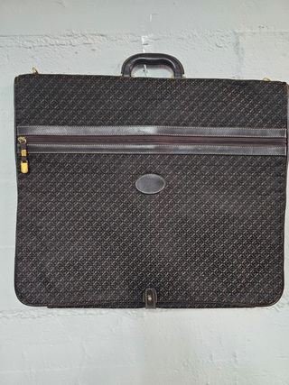 Porta traje Lowe marrón