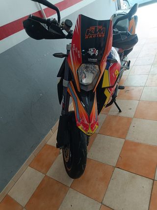 KTM 990 Supermoto