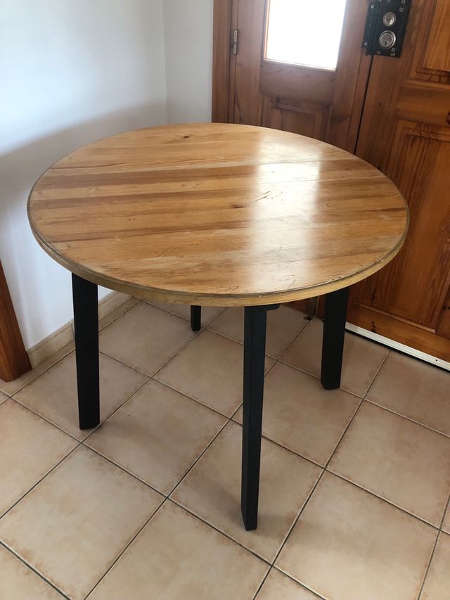 Mesa redonda madera IKEA