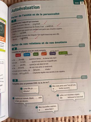 Français. Adomania, extra faux débutants. 2 ESO...