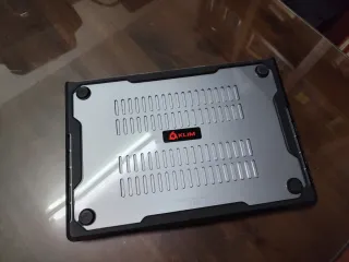 MacBook Pro M1 Max 64GB RAM 2TB SSD. 16 Pulgadas.