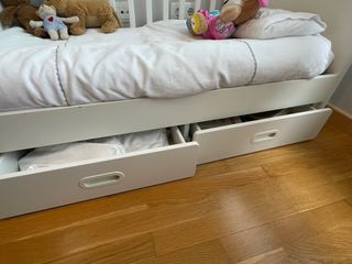 Cama infantil STUVA con cajones