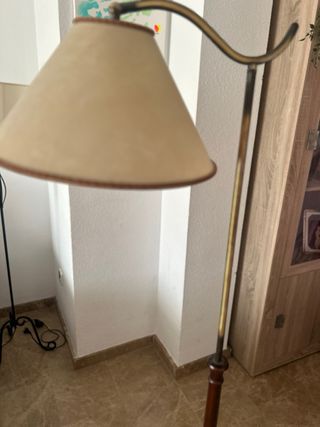Lámpara de salón beige y marrón