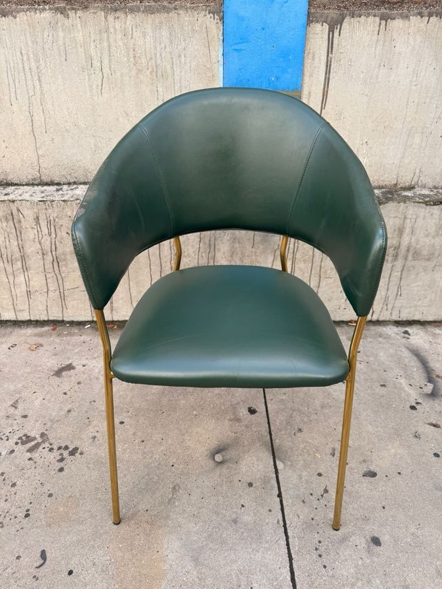 Sillas de hostelería tapizadas verde y oro