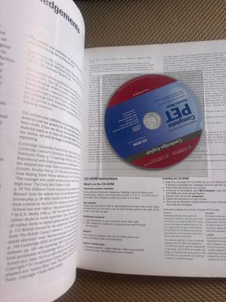 Libro de inglés complete PET Cambridge