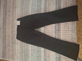 Pantalón flare vaquero negro Zara Talla S/36