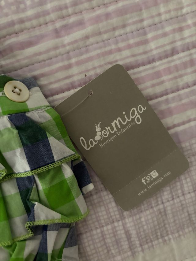 Ranita La Ormiga cuadros verde y azul