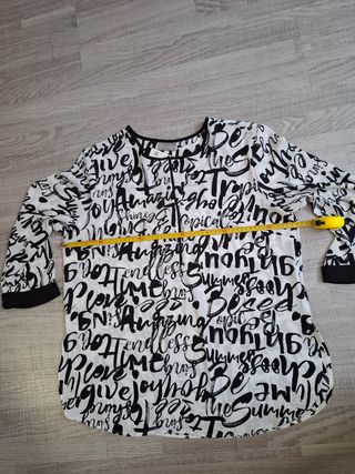 Blusa estampada negro y blanco talla 42/44 Canda