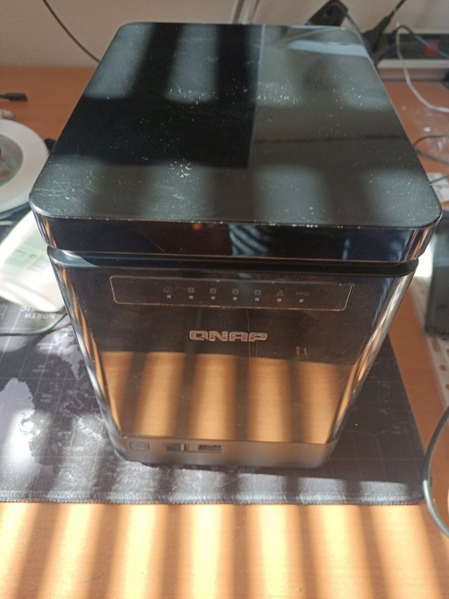 QNAP TS-453Bmini NAS