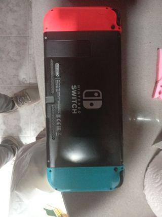 Nintendo Switch Azul y Rojo