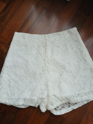 Bermudas cortas.Precio unidad 3e.