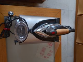 Centro de planchado Bosch TDS2520/03