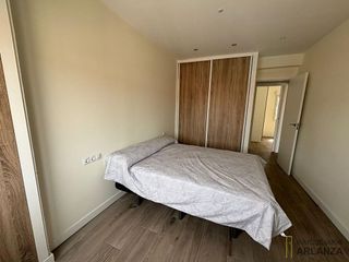 Piso en alquiler en Plaza España - Villa Pilar - Reyes Católicos - Vadillos en Burgos