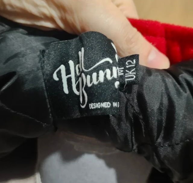 Abrigo Hell Bunny Rojo Talla L