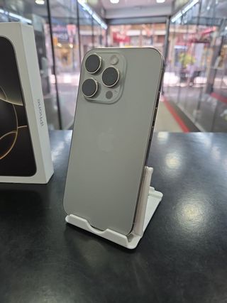 iPhone 16 Pro 256GB Titanio naturale