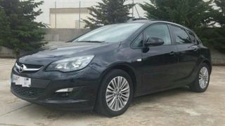 Opel Astra 2014