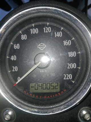 Harley Davidson Dyna Street Bob edición especial