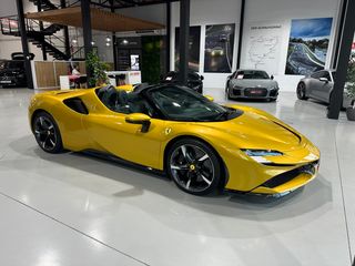 Ferrari SF90 2021