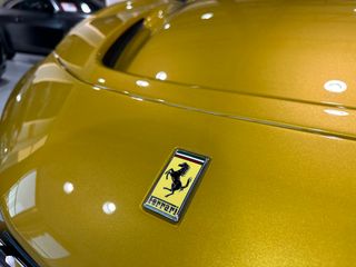 Ferrari SF90 2021