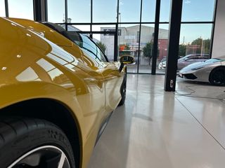 Ferrari SF90 2021
