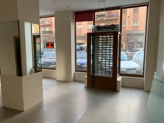 Local Comercial Venta (alquilado RENTABILIDAD 8%)