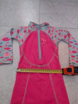 Traje de baño niña piscina flamenco