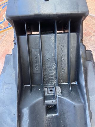 Caja Batería Bajo Asiento Scoopy SH 50 100