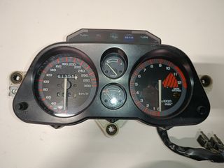 Cuentakilómetros Honda CBR 1000 F [61.355KM]