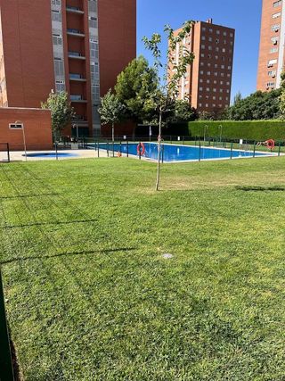 Piso en alquiler en Parla Este en Parla