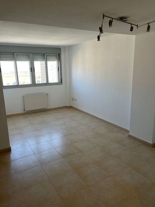 Piso en alquiler en Parla Este en Parla