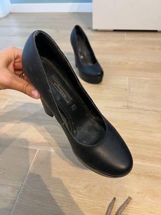 Tacchi neri Primadonna in pelle