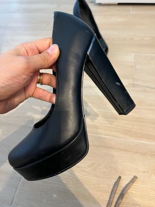 Tacchi neri Primadonna in pelle