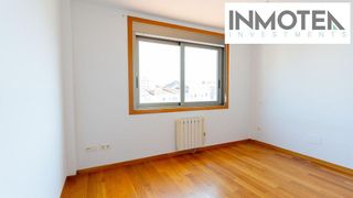 Piso en venta en Os Mallos - San Cristóbal en Coruña (A)