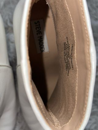 Botín Piel Punta Steve Madden Blanco