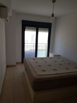 Piso en alquiler en Carolinas Bajas en Alicante