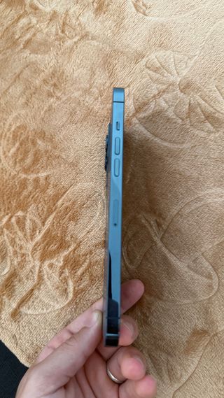 iPhone 12 Pro Max blu