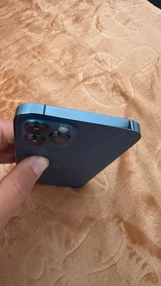 iPhone 12 Pro Max blu