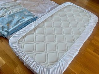 Colchón cuna, sábanas, fundas nórdicas Zara Home