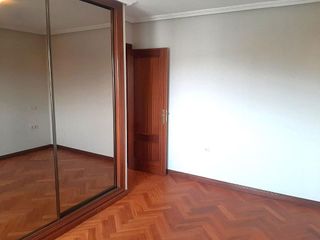 Piso en alquiler en Huerta del Rey en Valladolid
