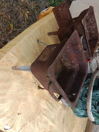 Antichi bracieri in latta