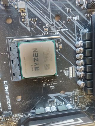 Placa Base MSI X470 + CPU Ryzen 5 3600