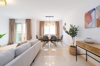 Piso en venta en Zona Puerto Deportivo en Fuengirola