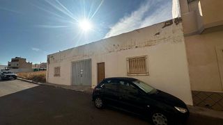 Terreno en venta en Carboneras