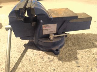 Tornillo de banco azul